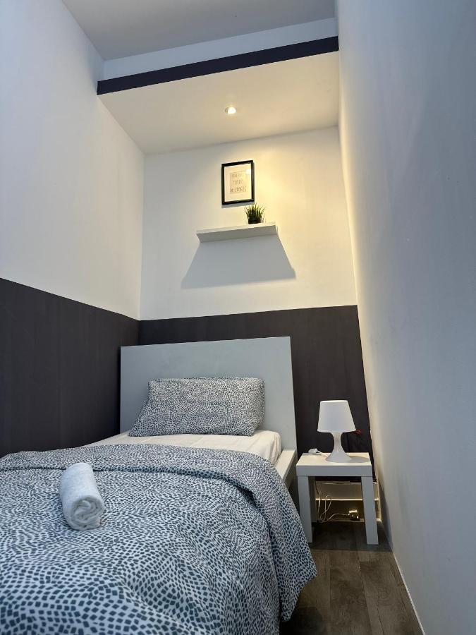Traveller Partition Room In Al Barsha 1 Near Metro Dubai Dış mekan fotoğraf