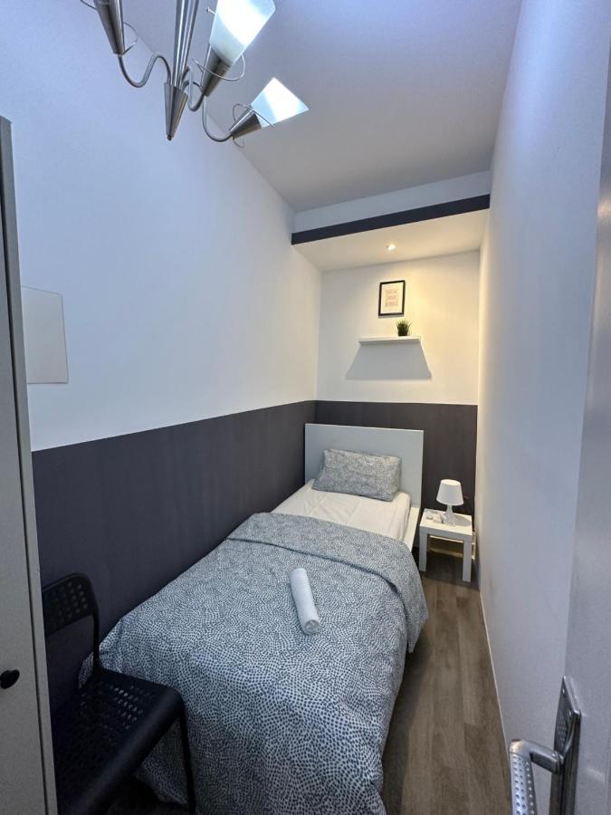 Traveller Partition Room In Al Barsha 1 Near Metro Dubai Dış mekan fotoğraf