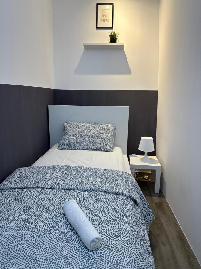 Traveller Partition Room In Al Barsha 1 Near Metro Dubai Dış mekan fotoğraf